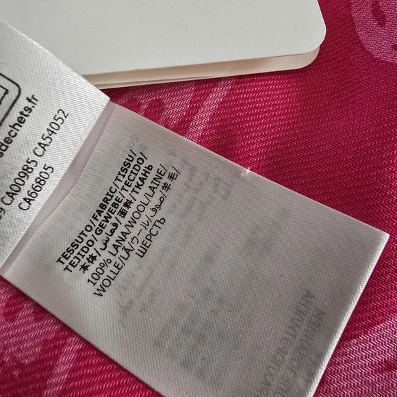 Alexander McQueen Skull Wool Scarf Fuchsia - Picture 6 of 6